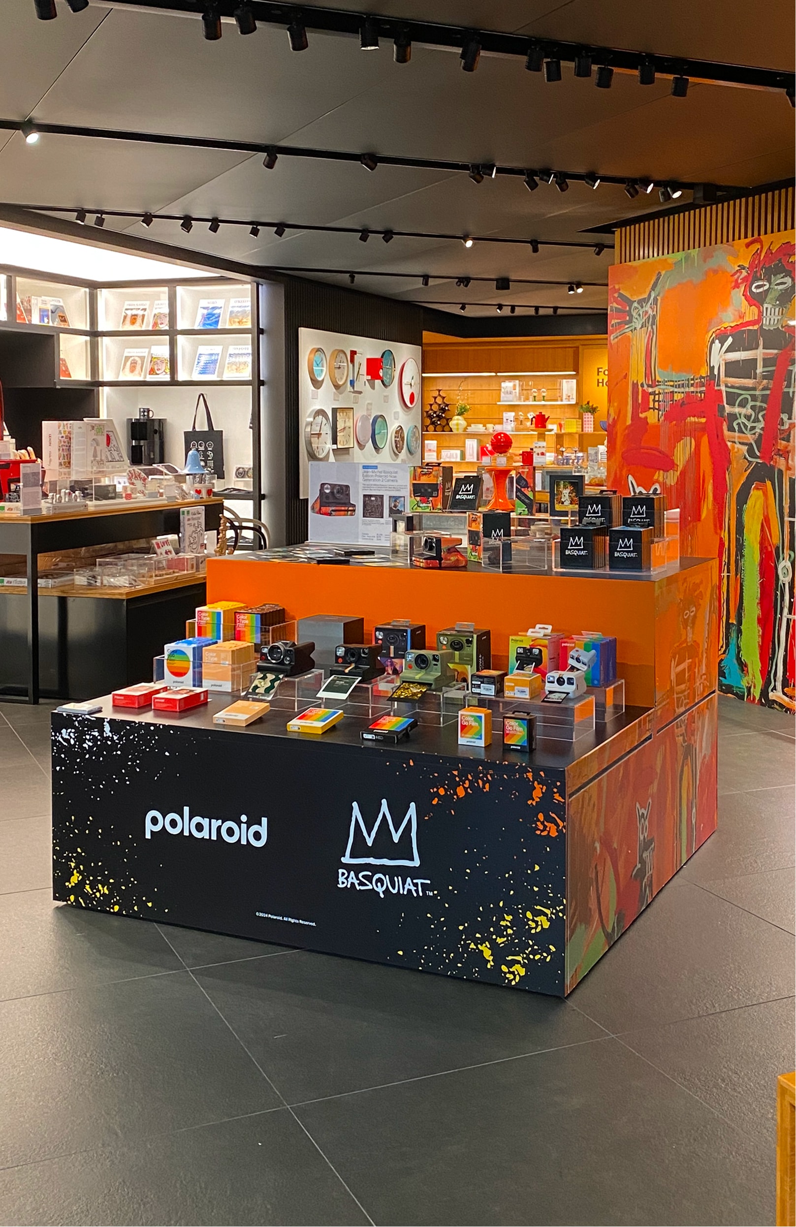 BASQUIAT  X  POLAROID